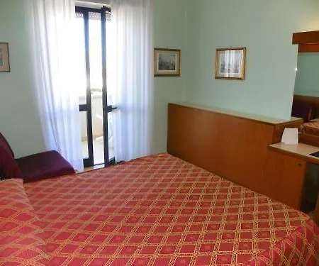 Szálloda La Vela Lido di Camaiore