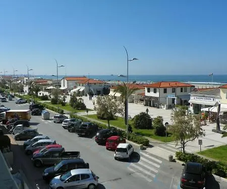 La Vela Hotel