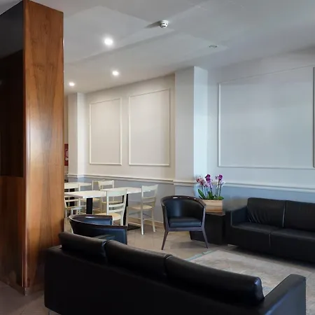 Hotel La Vela 3*