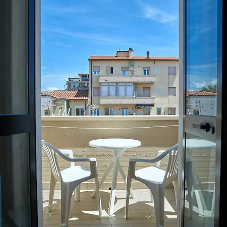 La Vela 3* Lido di Camaiore