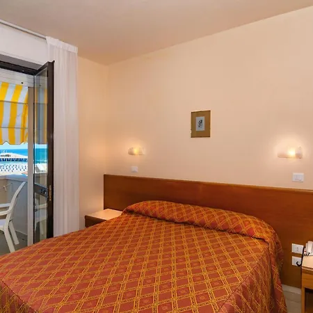 Hotel La Vela Lido di Camaiore